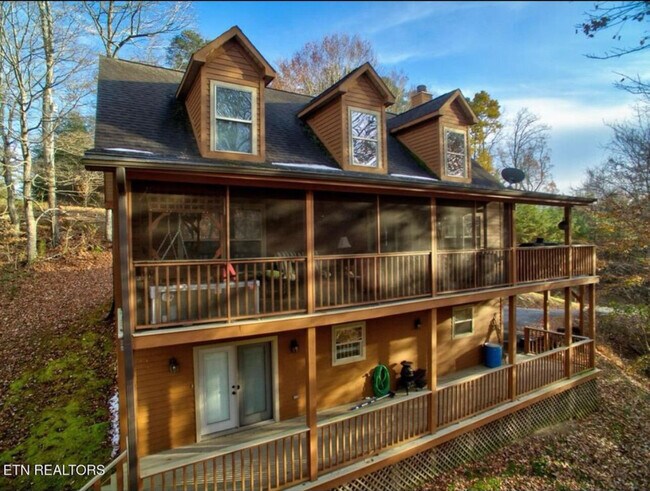 Foto del edificio - 540 Ridgecrest Rd