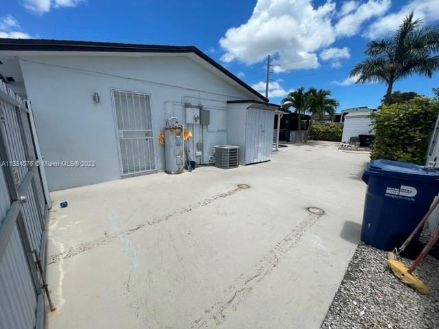 Building Photo - 25325 SW 127th Ct