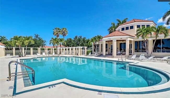 Foto del edificio - 7756 Jewel Ln