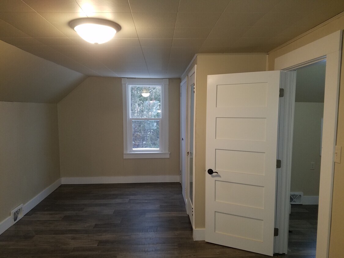 114 S Healy Ave, Negaunee, MI 49866 House Rental in Negaunee, MI