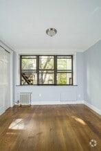 Building Photo - 145 E 26th St