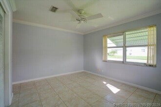 Building Photo - 1590 SW 13th Terrace