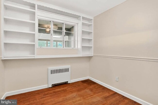 Foto del edificio - 3316 Gumwood Dr