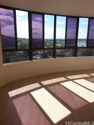 Building Photo - 6770 Hawaii Kai Dr