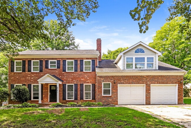 Building Photo - 2341 Castlecomer Dr