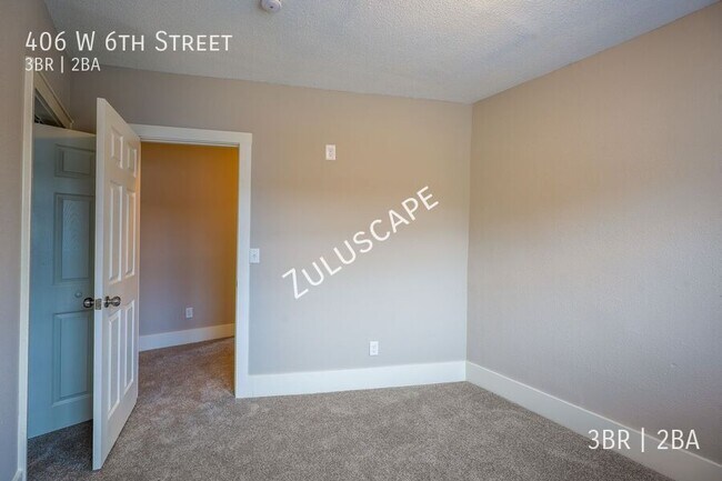 Foto del edificio - 406 W 6th St