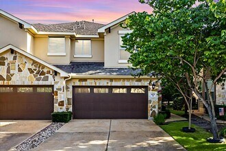 Building Photo - 9725 Solana Vista Loop