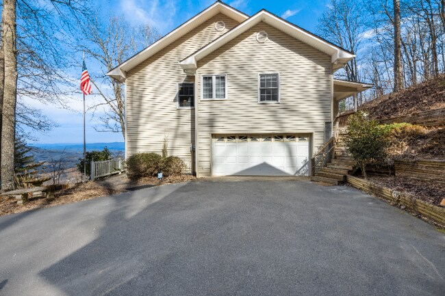 Building Photo - 749 Ramey Mountain Rd