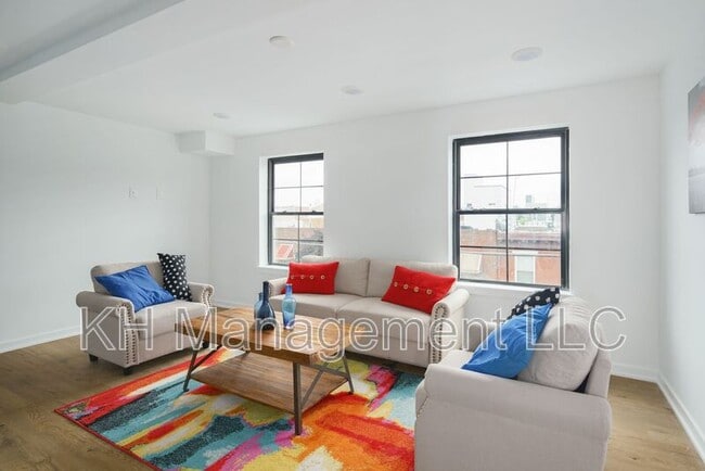 Photo - 630 Moore St Apartment