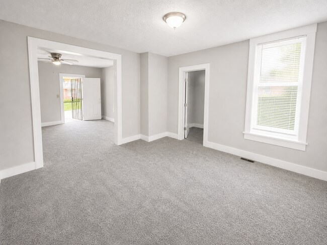 Foto del edificio - Spacious 3 Bedroom House