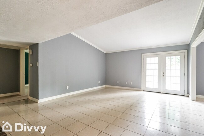 Building Photo - 5714 Golden Grove Ln