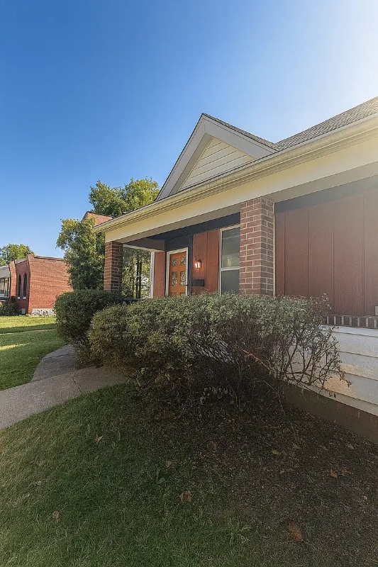 Building Photo - 3420 Alberta St