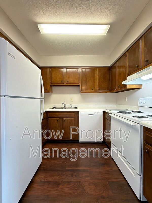 Foto del edificio - 3831 S 46th St