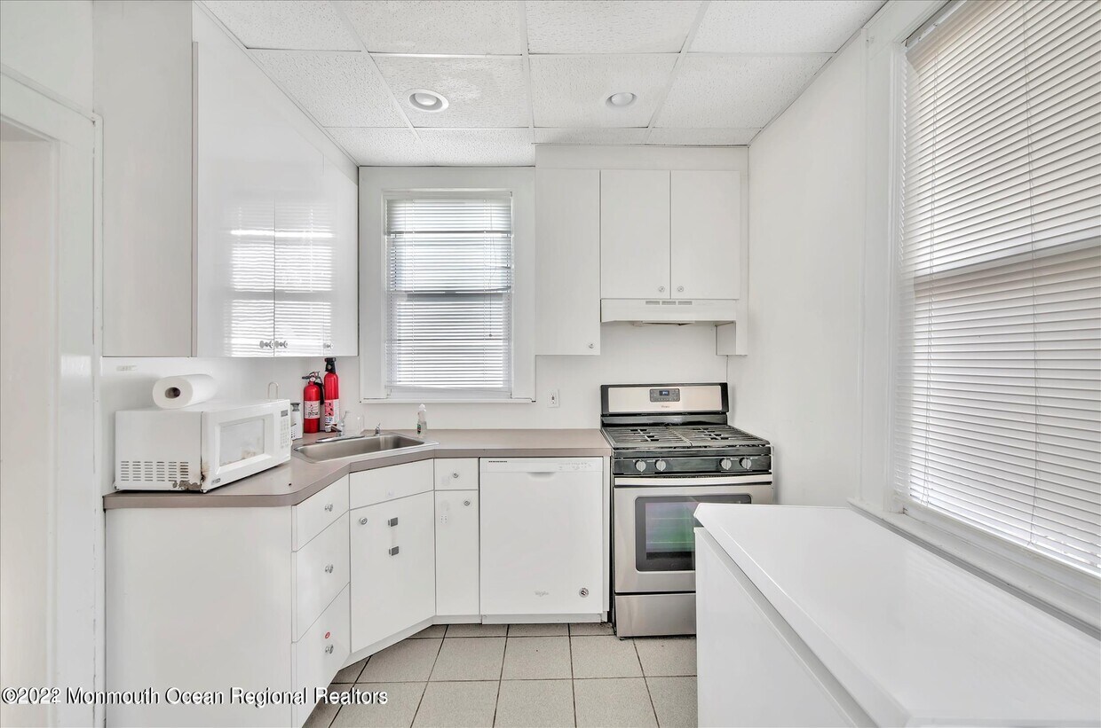 22 Wyckoff St, Deal, NJ 07723 House Rental in Deal, NJ