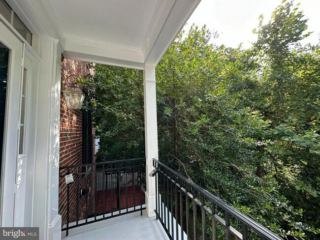 Foto del edificio - 12429 Dorforth Dr