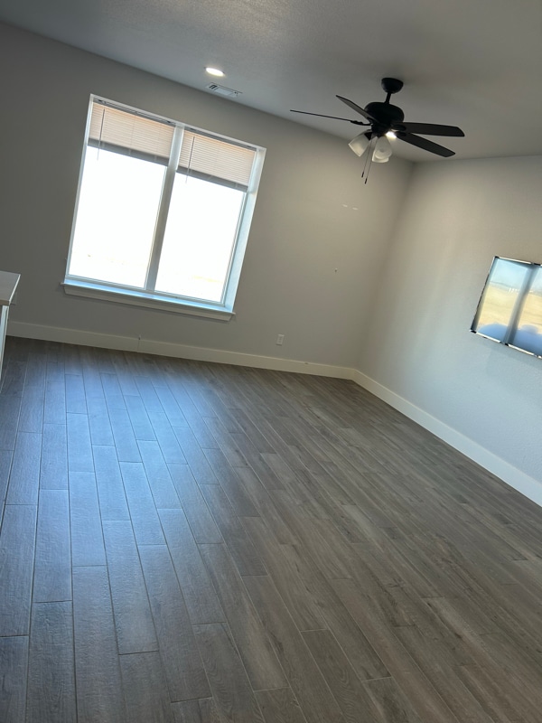 Building Photo - 300 Desert Quail Rd