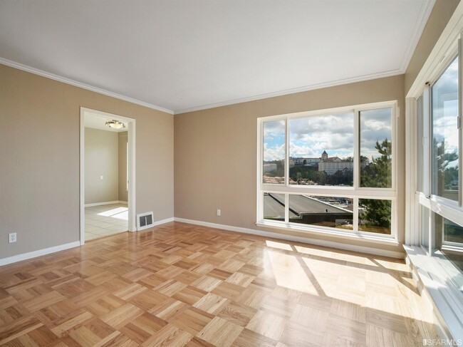 Building Photo - 2 Lupine Ave