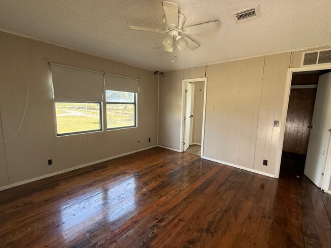 Foto del edificio - 164 Rustic Ln