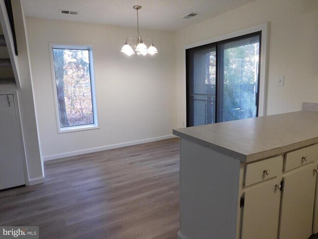 Foto del edificio - 2130 Cartwright Pl