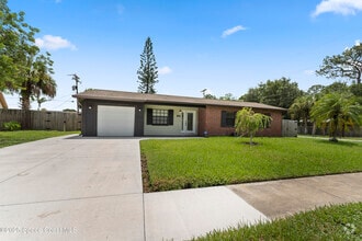 Building Photo - 1066 El Camino Dr