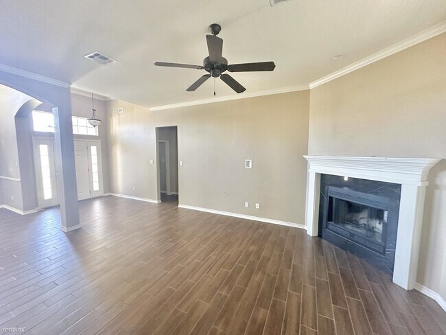 Building Photo - 3 br, 2 bath House - 5716 Barrington Ct