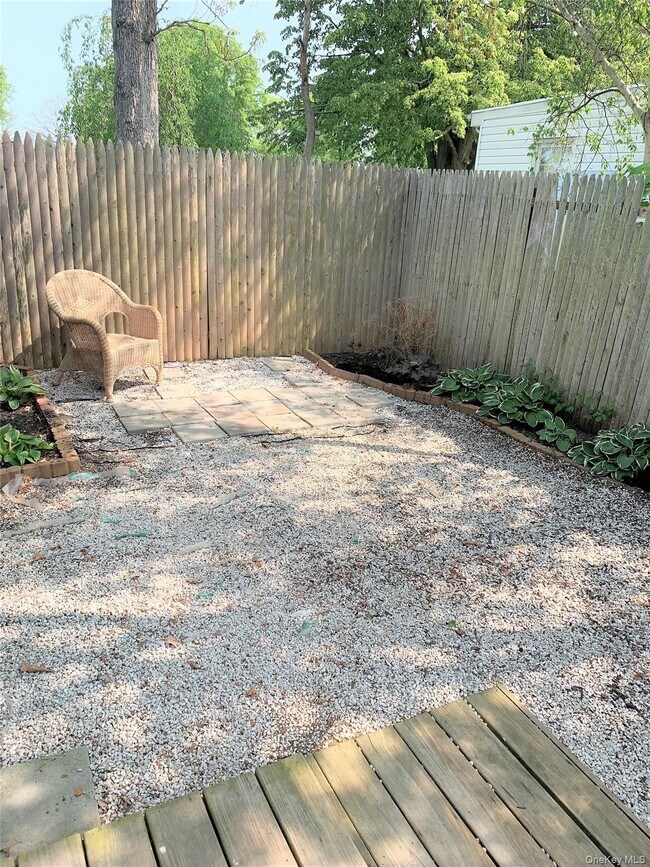 Building Photo - 5 Morrison St