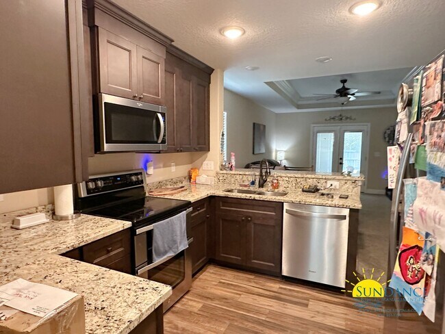 Building Photo - Charming 3-Bedroom Home in Milton!