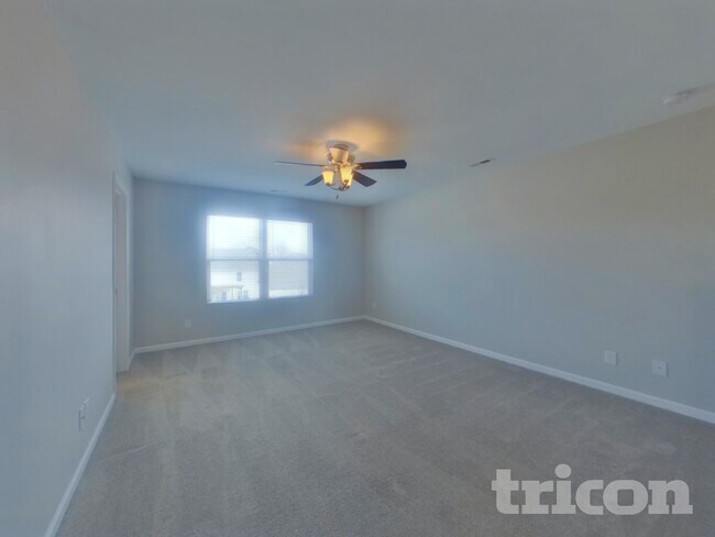 Building Photo - 1048 Silverberry St
