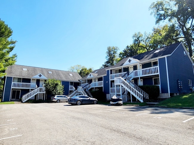 Building Photo - 2738 Brownsboro Rd