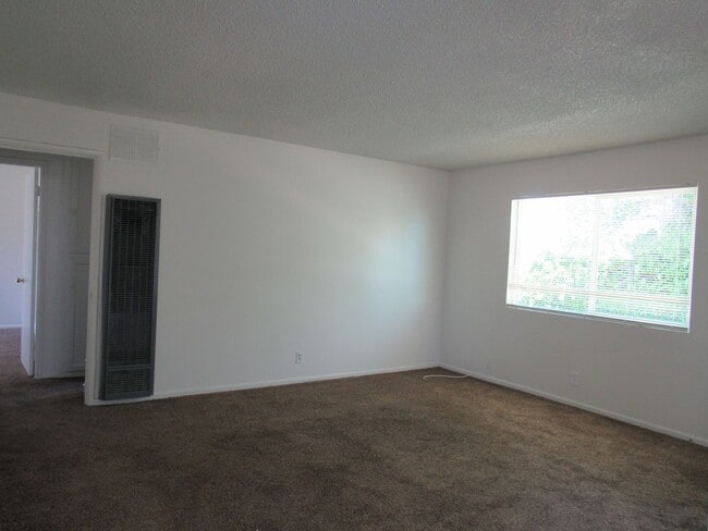Building Photo - zz2410thw