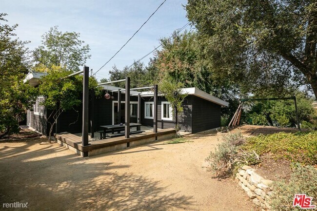 Building Photo - 4 br, 2.5 bath House - 1128 Canyon Trl