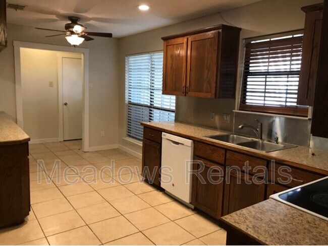 Building Photo - 939 Vail Highlands Cir