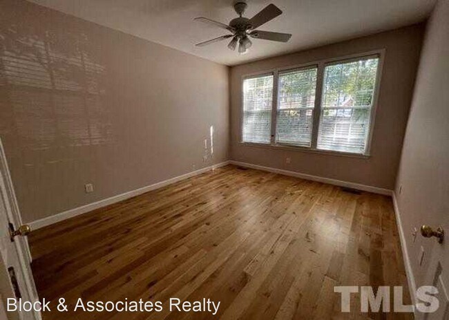 Foto del edificio - 4 br, 2.5 bath House - 600 Nottinghill Walk