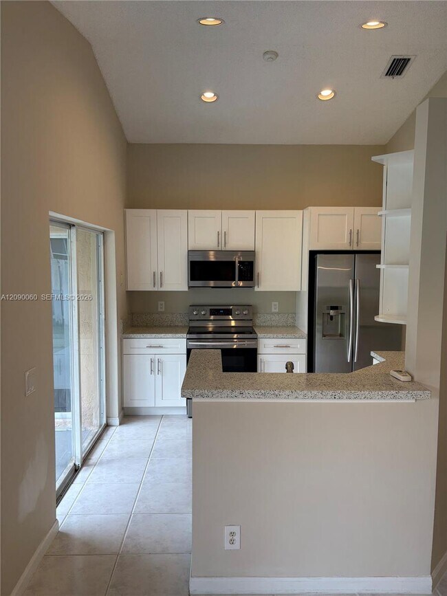 Foto del edificio - 751 Sand Creek Cir