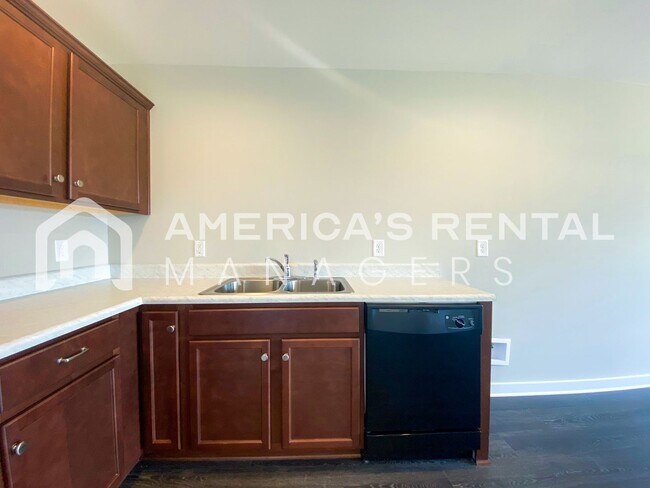 Foto del edificio - Beautiful Home for Rent in Talladega, AL! DEPOSIT PENDING!