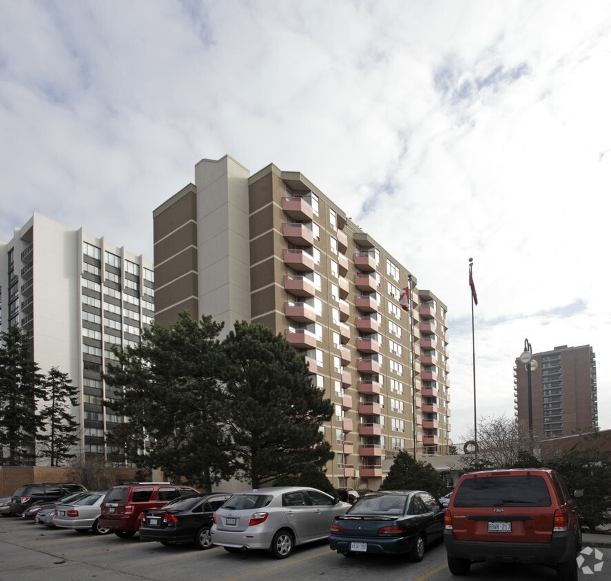 Primary Photo - Oakville Senior Citizens Residence