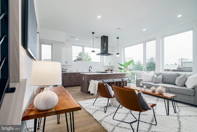 Foto del edificio - 2219 Emerald St