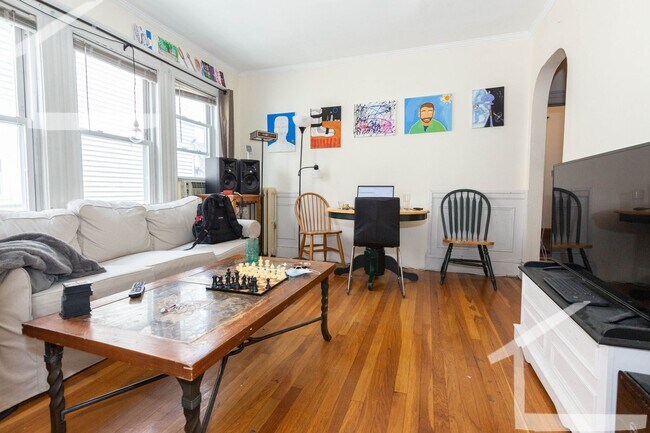 Building Photo - 9/1 No Fee! Sunny top floor 4BR/2BA w/parking near Green Line, St Elizabeth's