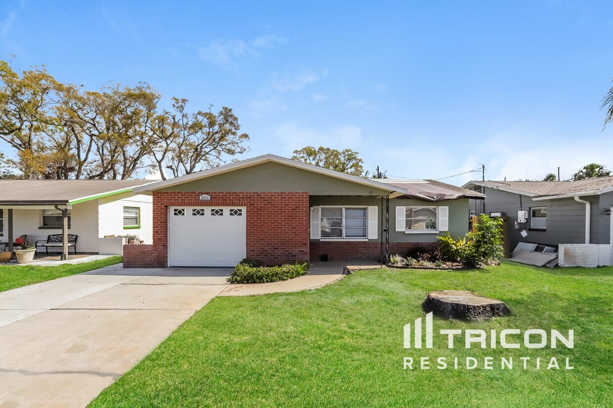 Foto principal - 3311 39th St N