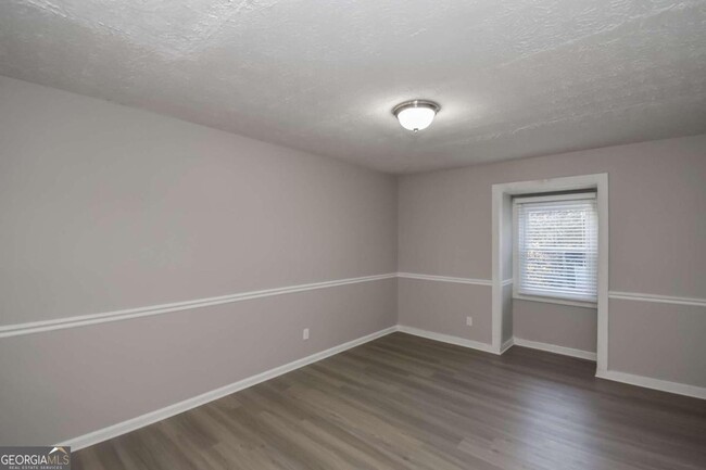 Building Photo - 2706 Timber Valley Dr