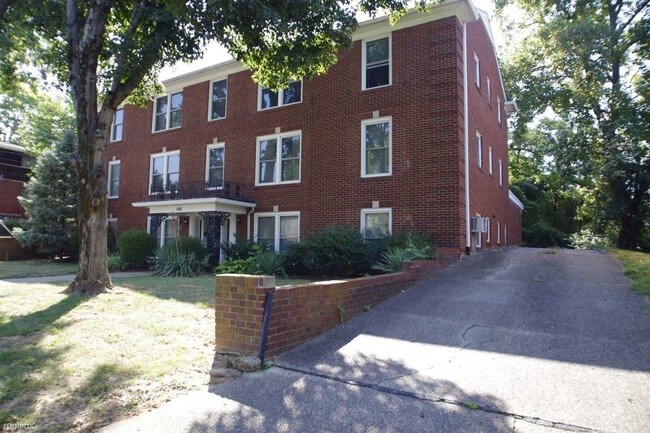 Foto del edificio - 2 br, 1 bath Apartment - 408 Lindsay Ct