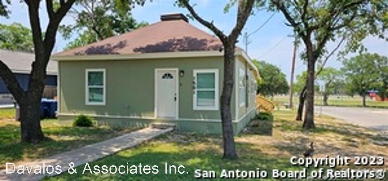 Foto principal - 3 br, 2 bath House - 1501 Cincinnati Ave #1