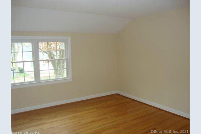 Bed room 2 - 14 Redbud Ln