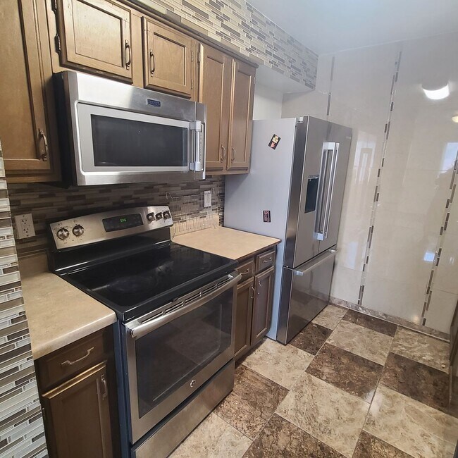 Foto del edificio - 12020 Maple Rock Ct