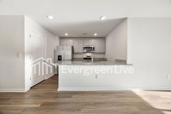 Building Photo - Coming Soon!