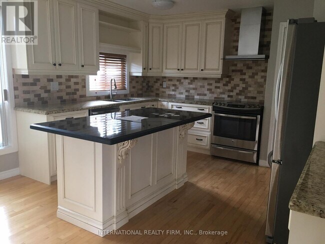 Photo du bâtiment - 174 Beech St