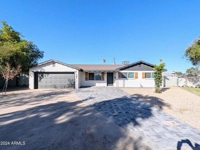 Foto del edificio - 121 N Flint Cir
