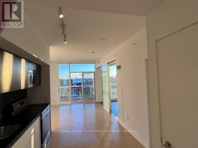 Photo du bâtiment - 75-4775 Queens Wharf Rd