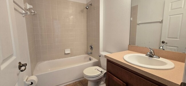 Building Photo - 3/2 ~ Lake View Estates ~ Corner Lot!