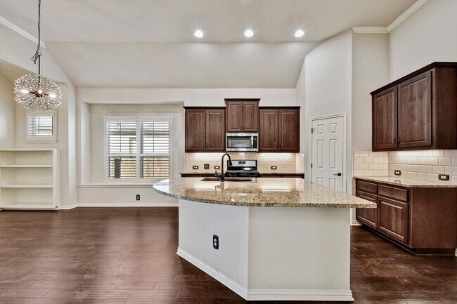 Foto del edificio - 112 Tulip Garden Trl